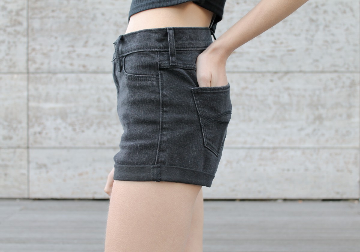 (black denim shorts) - 4